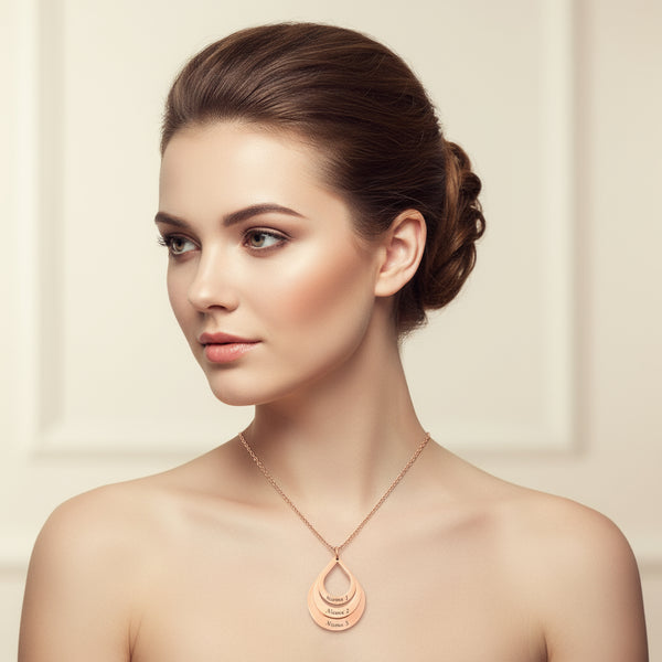 Colliers personnalisé 3 prénoms / Noha